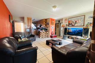 2 Bedroom Property for Sale in Vaalpark Free State